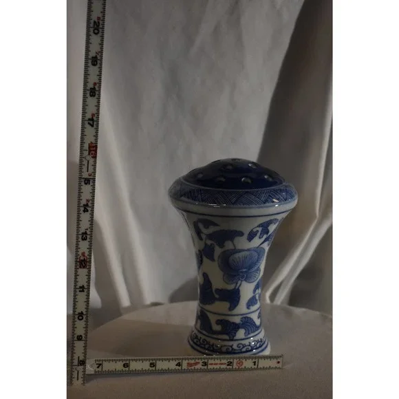 Vintage Berry Strainer Ceramic Vase - Picture 7 of 10